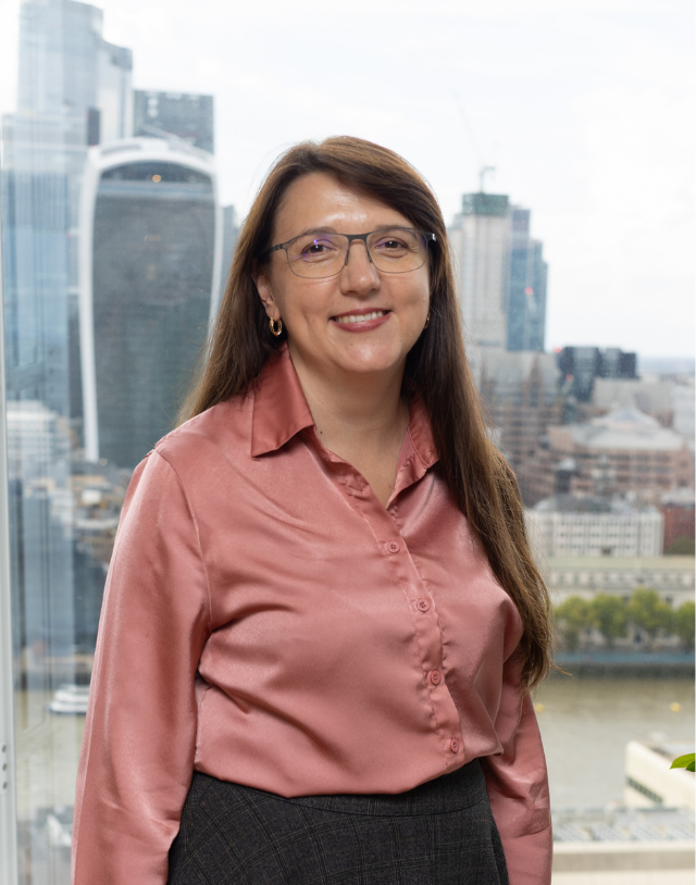 oleksandra bryhynets in london shard 640x814 px